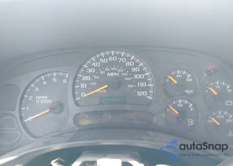 2005 Chevrolet Silverado 1500 z USA, uszkodzony, nr VIN 1GCEC14X25Z114160